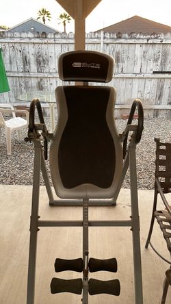Inversion table