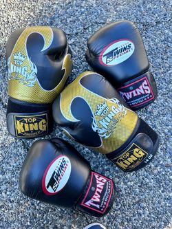 Top King & Twins Special Boxing Gloves Bundle