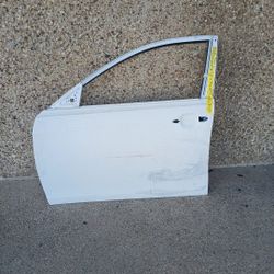 2007-11 Toyota Camry Left Front Door 