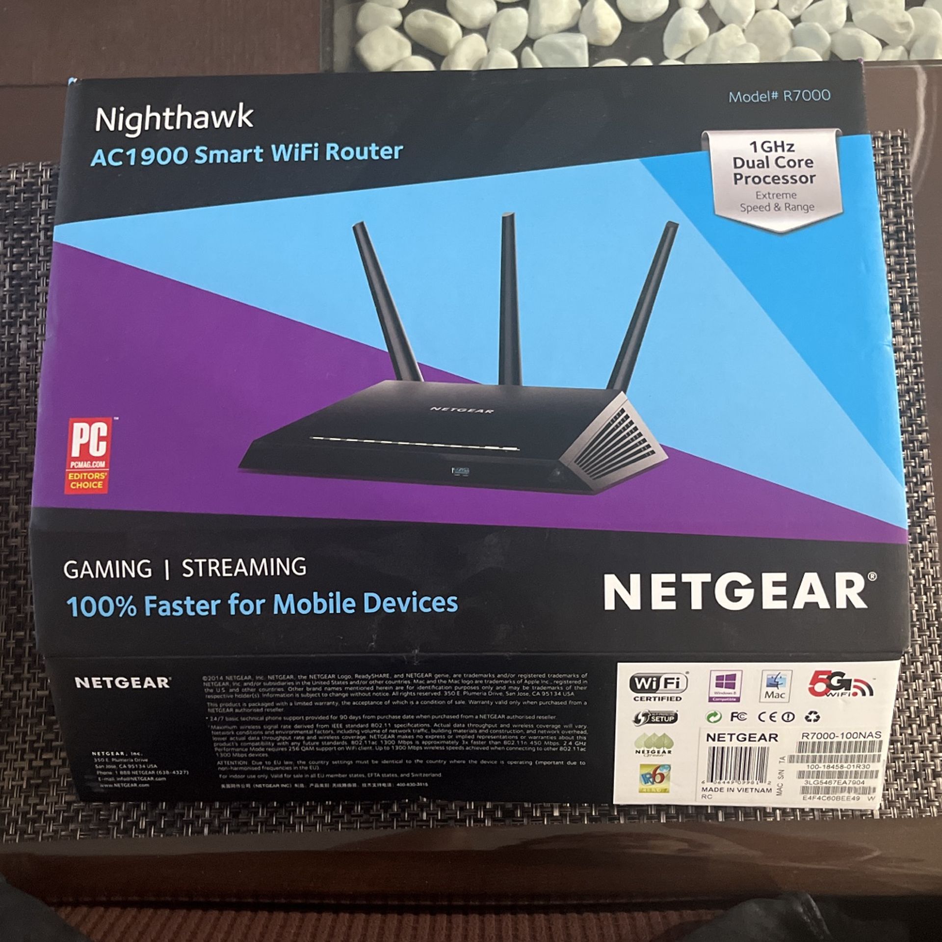 Netgear Nighthawk AC1900 WiFi router 