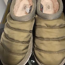 Ugg slippers
