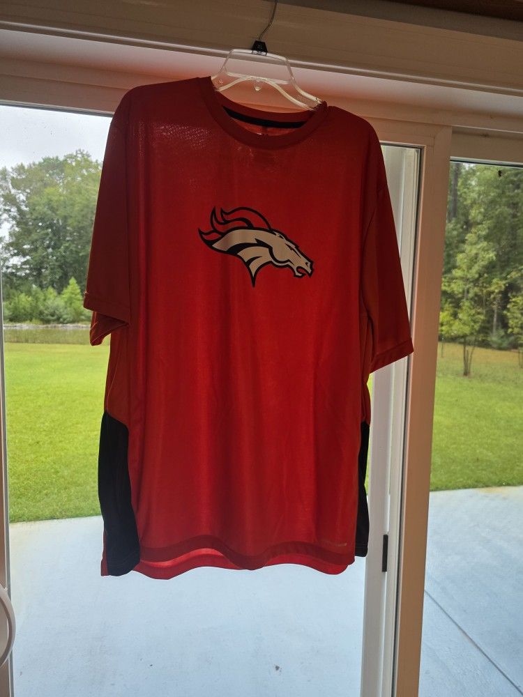New Without Tags Denver Broncos Shirt - 2XL