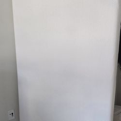 Memory Foam Mattress/Comes With Mattress Protector!!!