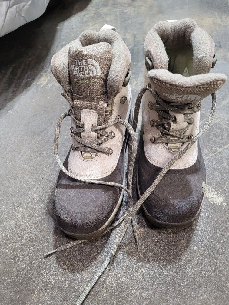 The North Face Primaloft Waterproof Winter Hiking Boots