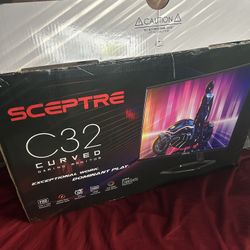 Curved Gaming Monitor