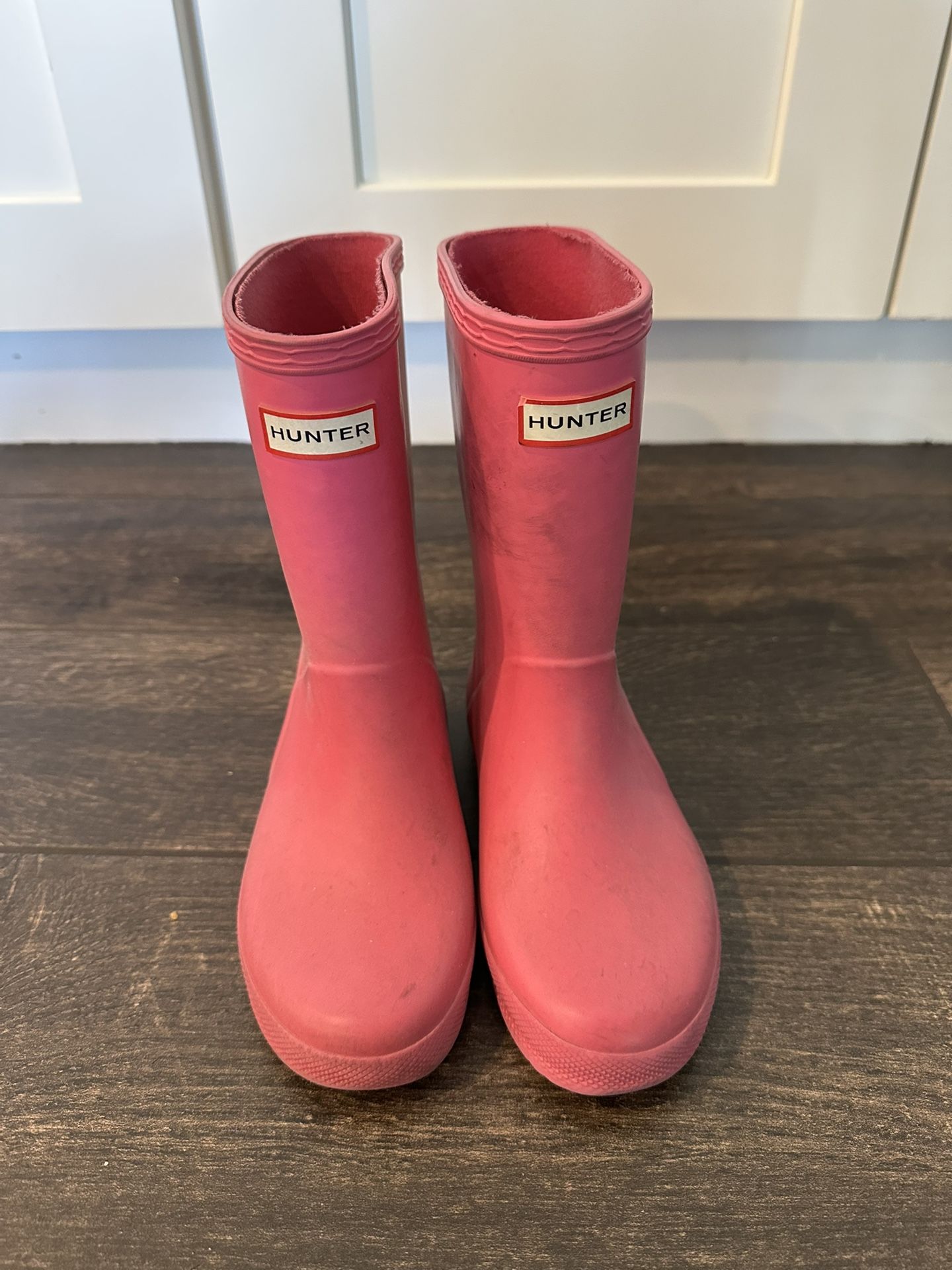 Hunter girls pink rain boots Size 12