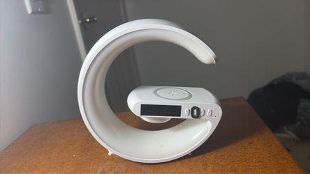 Wireless Phone Charger and Alarm