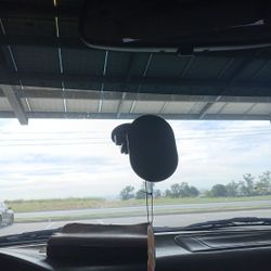 Magnetic i phone holder 