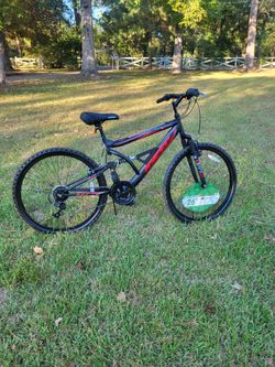 Hyper Bicycles Shocker 26" 18-Speed Mountain Bike
