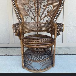 2 Peacock Chairs 