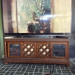 80 Inch Sony Smart Tv With Credenza And Sound Bar.  And Bass. 