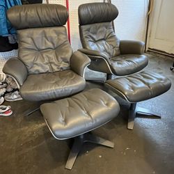 Pair If Reclining Chairs And Ottomans 