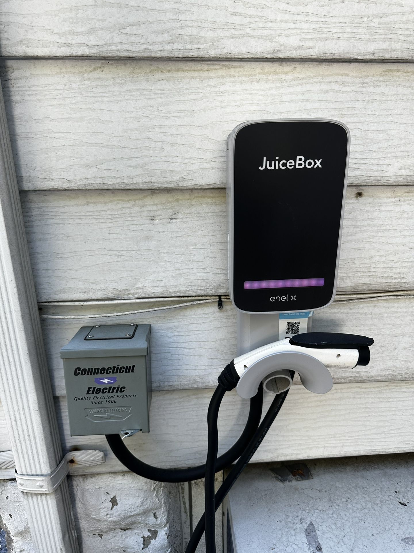 JuiceBox Enel X Charging Station Electric Car EV 40 Amp