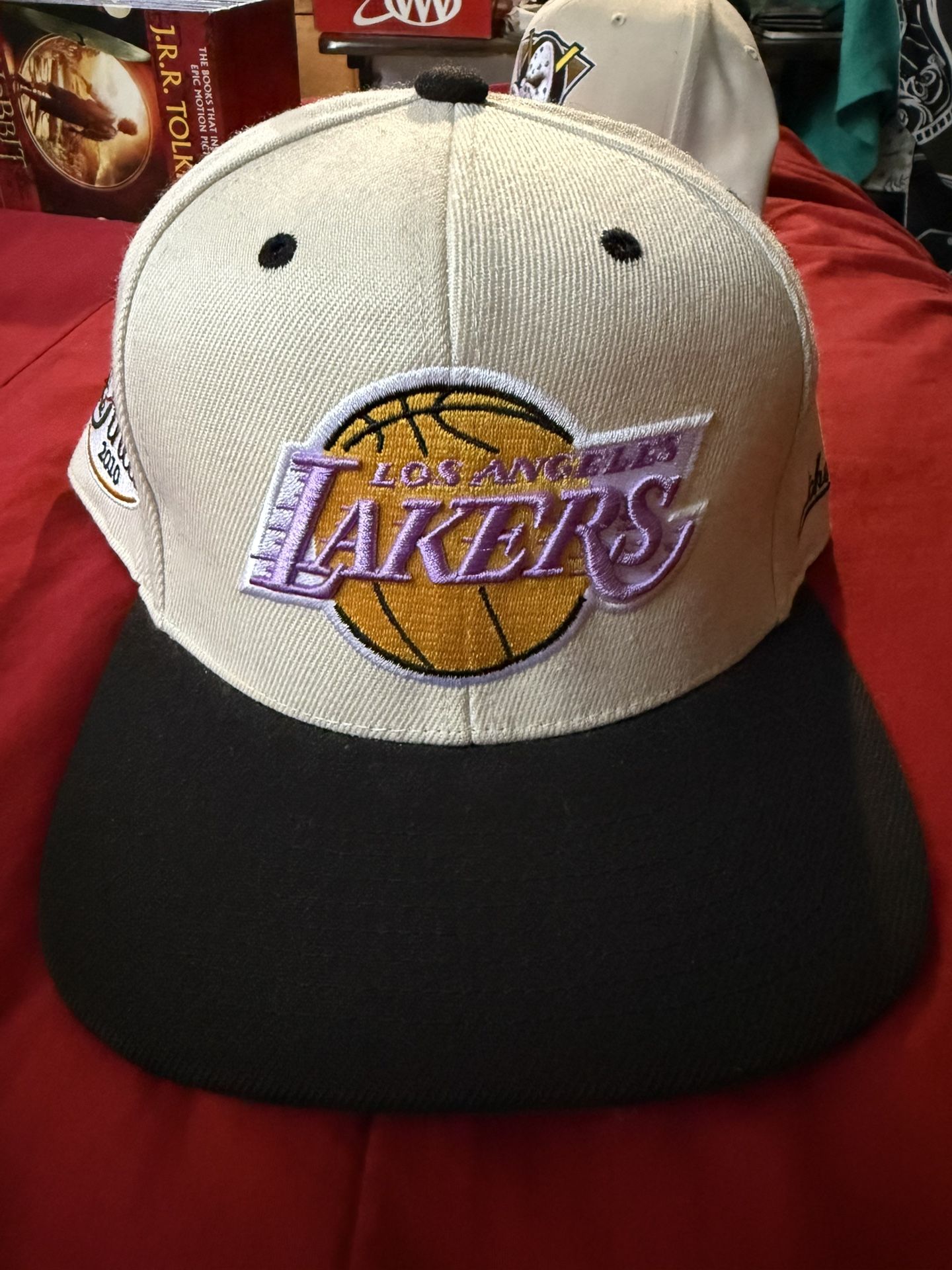 Mitchell & Ness LA Lakers Hat 2010 Finals Patch Cream Purple UV 7 1/2 HWC Cap