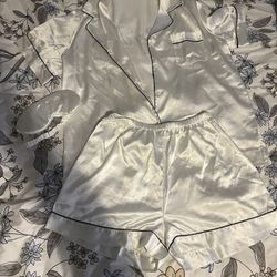 Bride pajamas! Mask And scrunchie