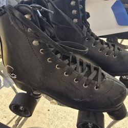 Woman 4 Wheel Skates