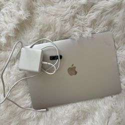 MacBook Pro Touch Bar 2019