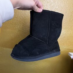 Size 1 Girl Black Boots