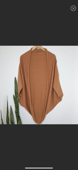 Forever 21 Contemporary Dolman Sleeve Shrug