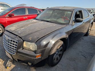 2006 Chrysler 300  PARTS @ U-Pull Auto Parts DD4351