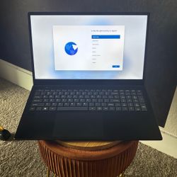Windows 11 Laptop