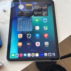 Apple iPad And Watch For Sale 250$  Conesbwutybuúr