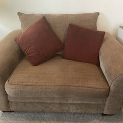 Comfortable Brown Loveseat 