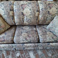 Sofa With Pull Out Bed 