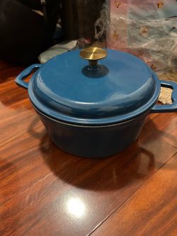 Blue  6qt Cast Iron Enamel Dutch Oven