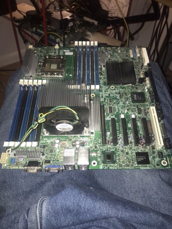 Intel s5520hc Server motherboard