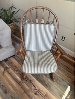 Wood chair
