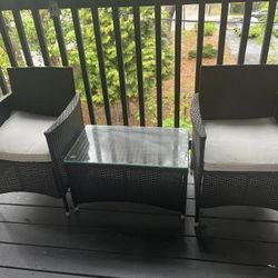 Outdoor Patio Table And Chairs Set 