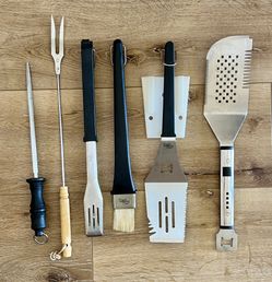 Pampered Chef BBQ Tool Set + More