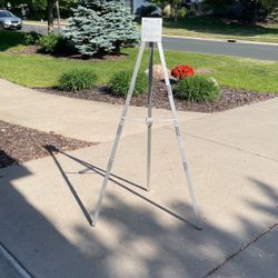 Portable Easel Stand  Adjustable