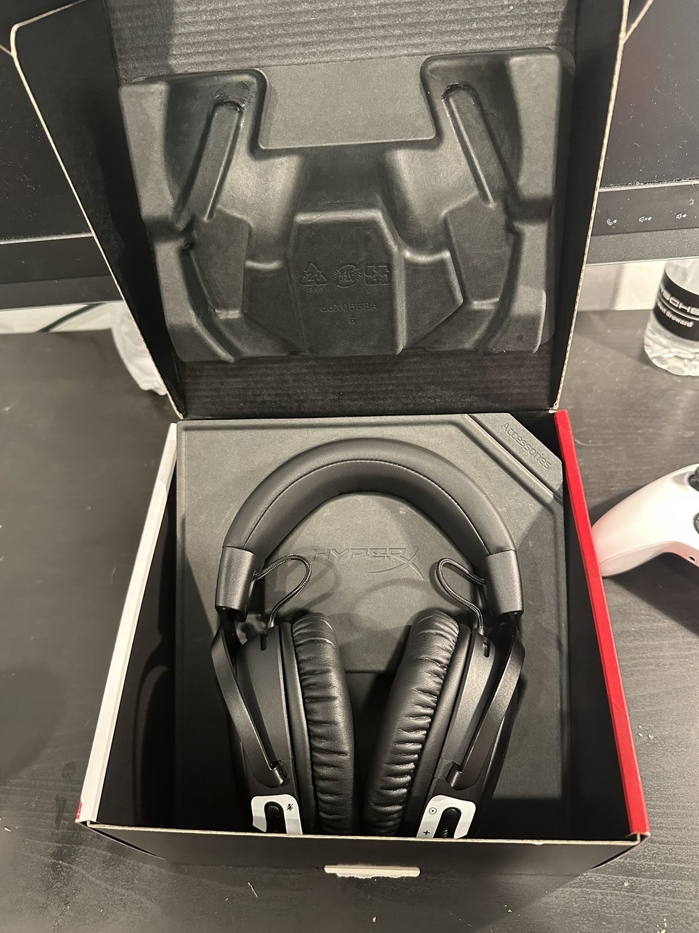 Brand New HyperX Cloud III S Wireless - Gaming Headset