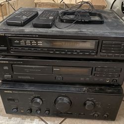 Onkyo Stereo System 