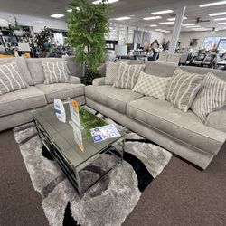 2 Pc Sofa And Loveseat 