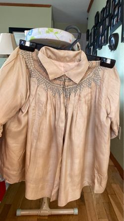 Antique Child’s dressing gown. Coat, shoes. Hat.