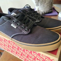Vans Atwood