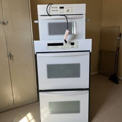 Kitchen Aid Double Oven W/Microwave