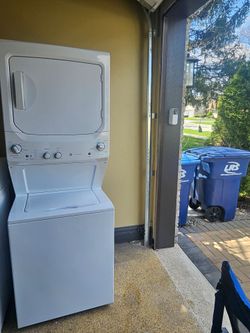 Stackable Washer And Gas Dryer
