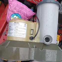 1,000gal. Pool Pump Works Flawlessly..