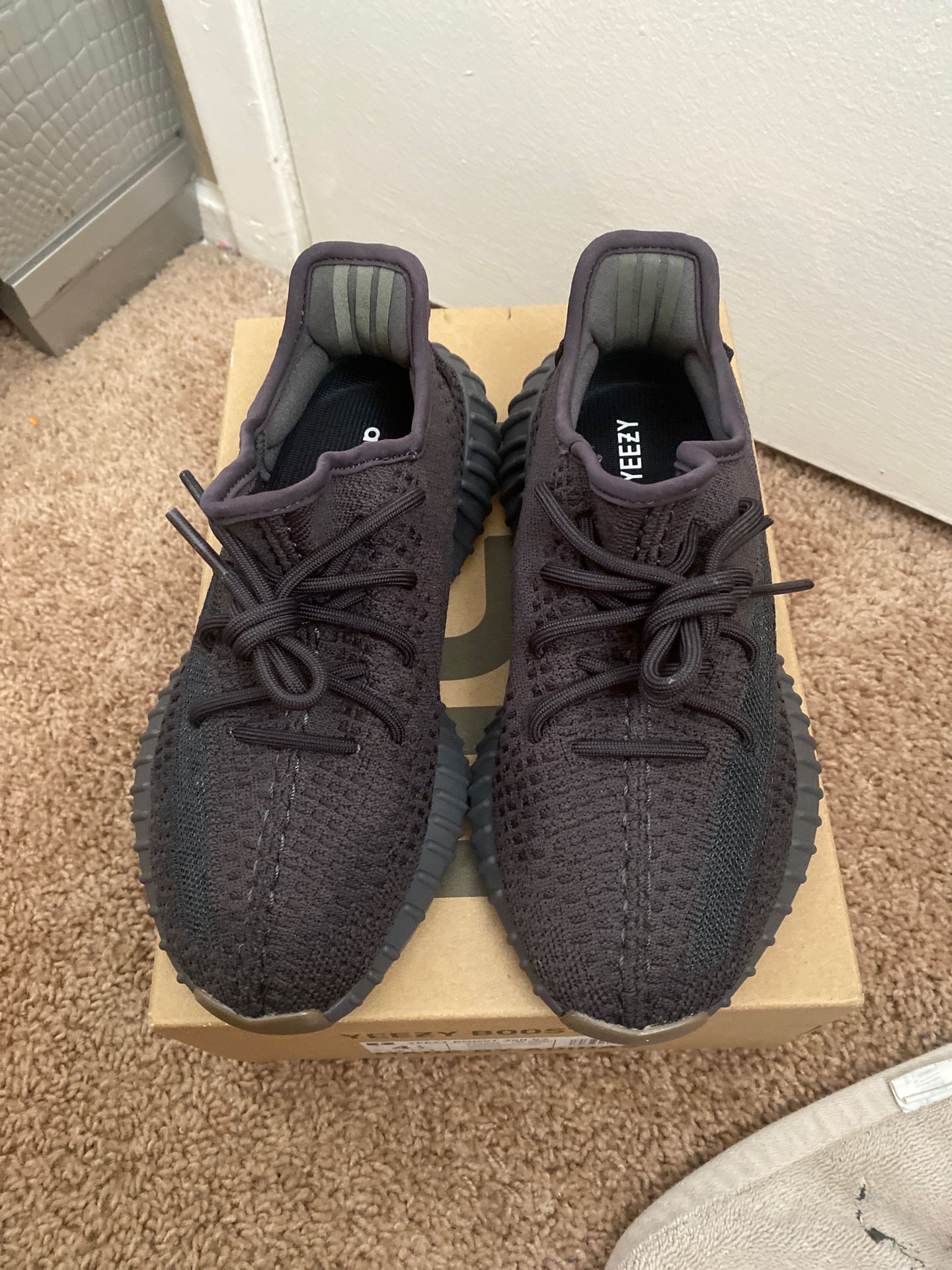 Yeezy Boost 350 V2 Cinder Size 4.5