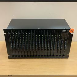 YAMAHA MIXER MODEL MV1602. 16-CHANNEL MIC/LINE RACK MOUNT MIXER/ANALOG RECORDING.