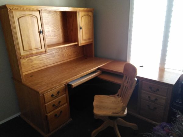 Must Sell Martin Furniture Complete L Shaped Executive Office