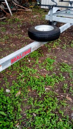 Malone Kayak trailer