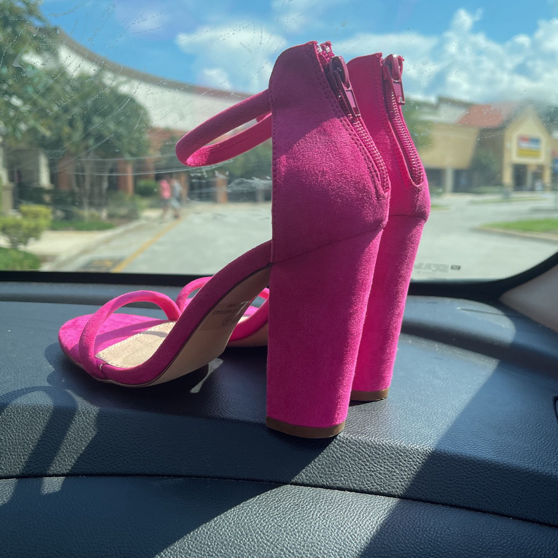 Woman Pink Heel 