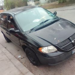 2005 Dodge Caravan