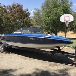 1992 centurion ski boat