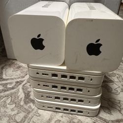 Bundle of 6 Apple AirPort Extreme Base Stations 